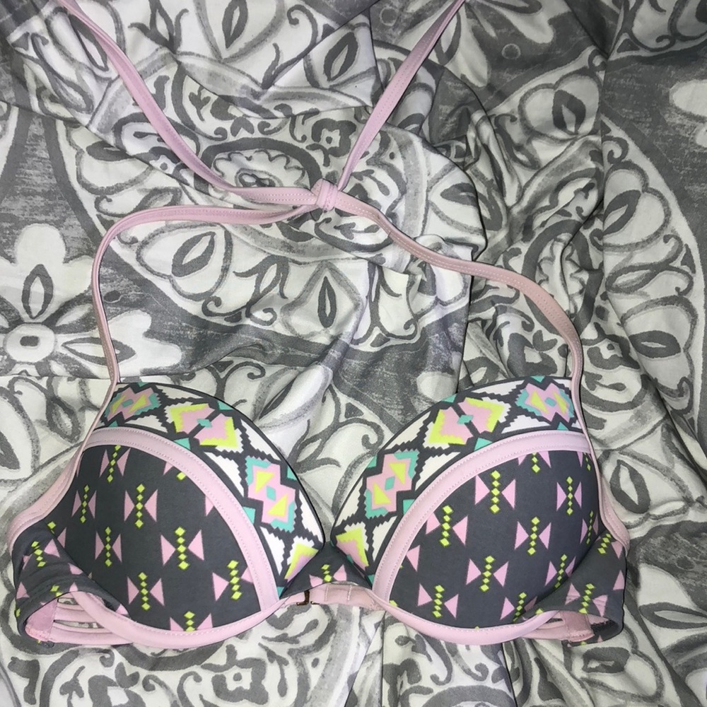 Xhilaration push up swimsuit top